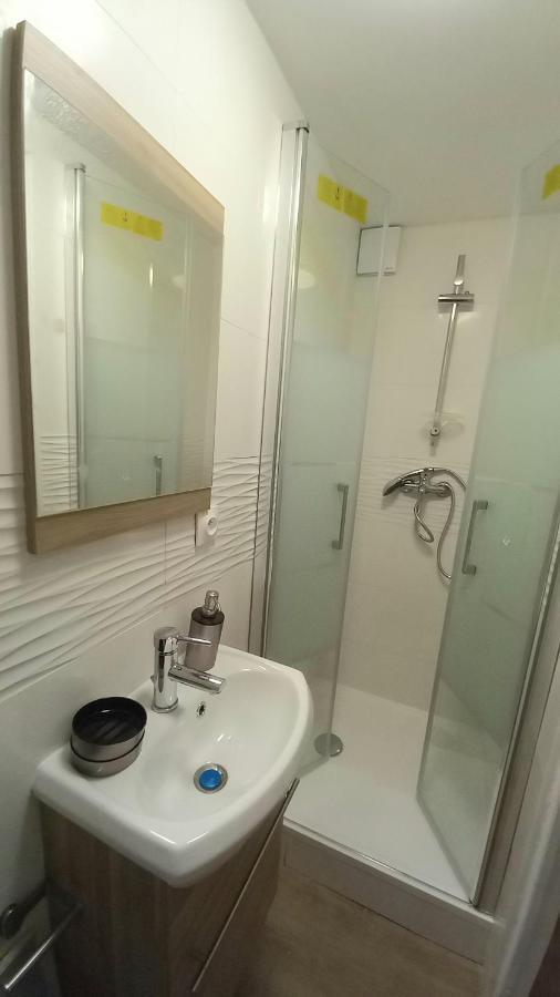 Super Appartement Au Centre Ville De Rosny Sous Bois Zewnętrze zdjęcie